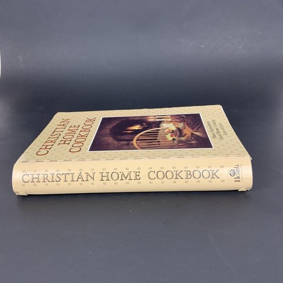Christian Home Cookbook Traditional Family Recipes Mennonite Church Women 1991 - Picture 2 of 12